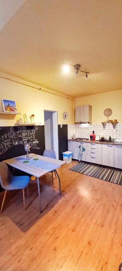 Апартаменти Marge'S Cosy Old Town Nest Брашов Екстер'єр фото